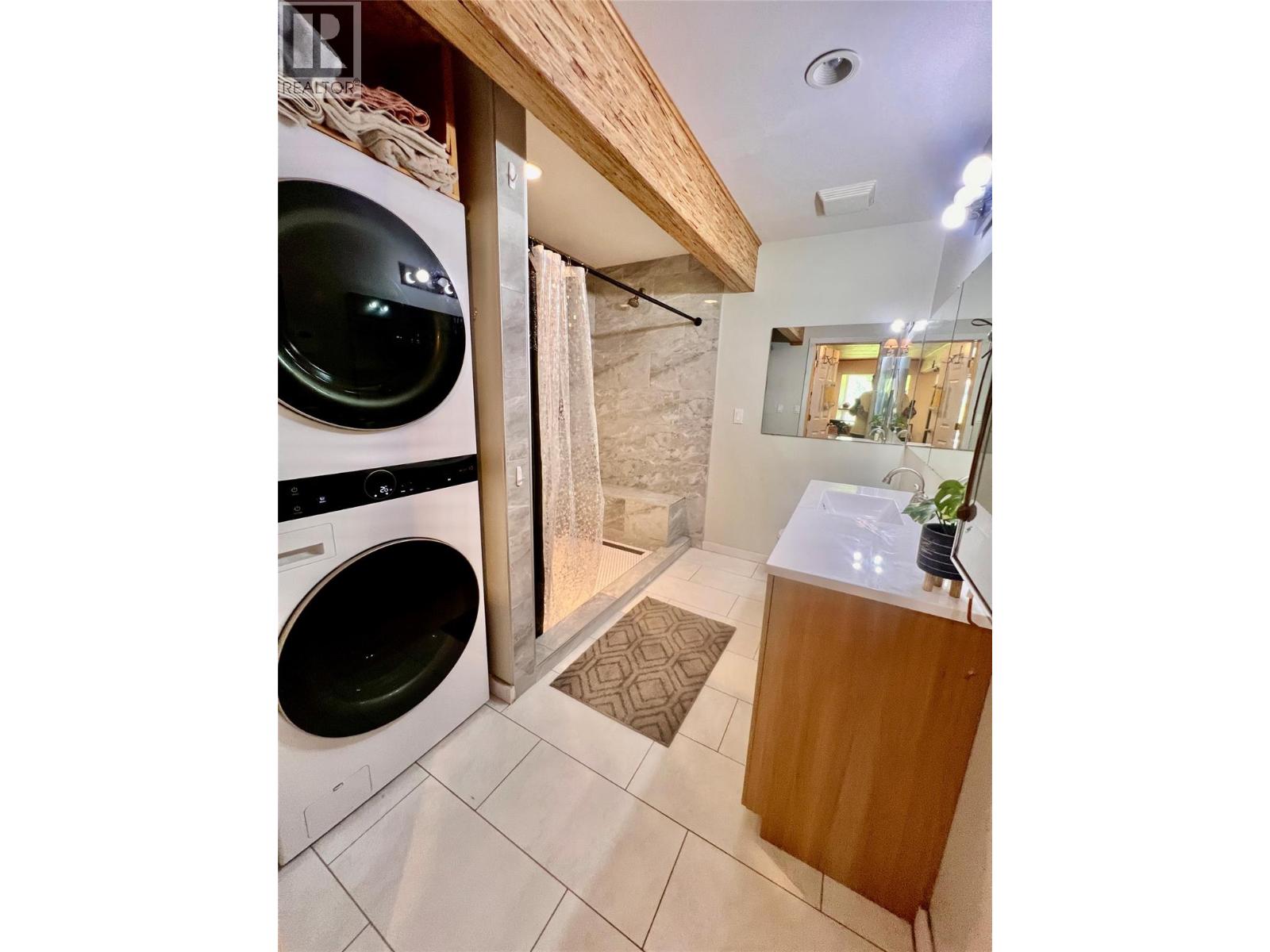 6702 Appledale Lower Road, Winlaw, British Columbia  V0G 2J0 - Photo 23 - 10351339