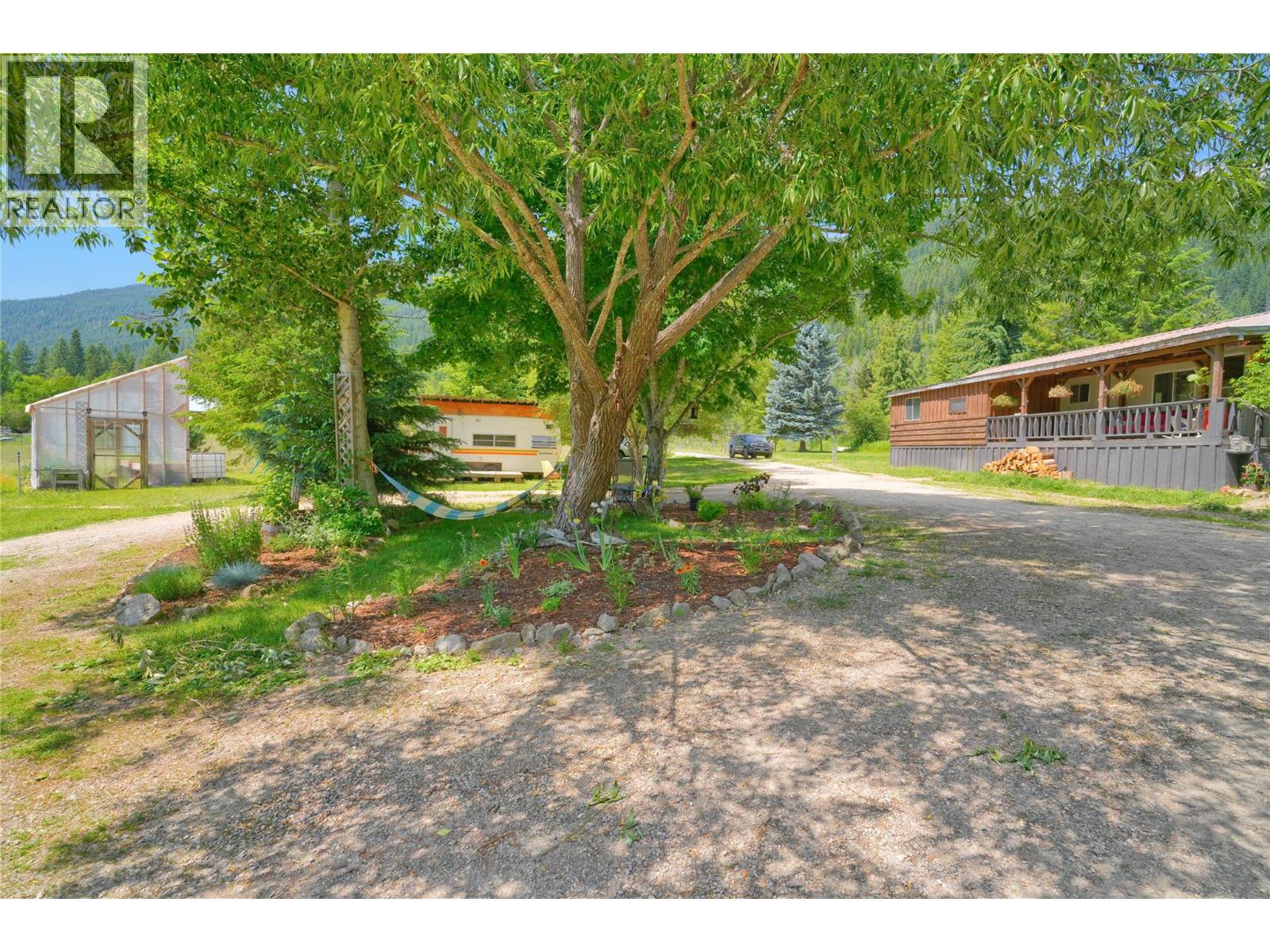 6702 Appledale Lower Road, Winlaw, British Columbia  V0G 2J0 - Photo 55 - 10351339