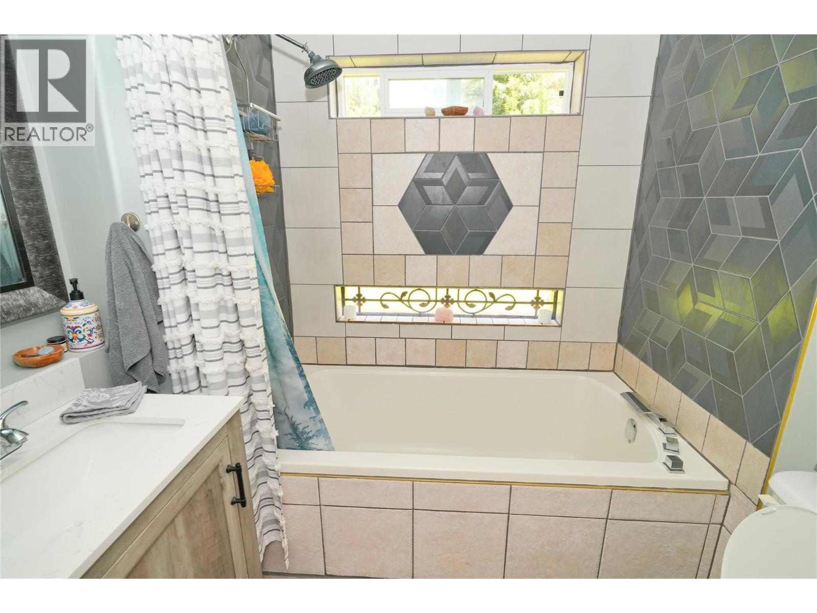 6702 Appledale Lower Road, Winlaw, British Columbia  V0G 2J0 - Photo 36 - 10351339