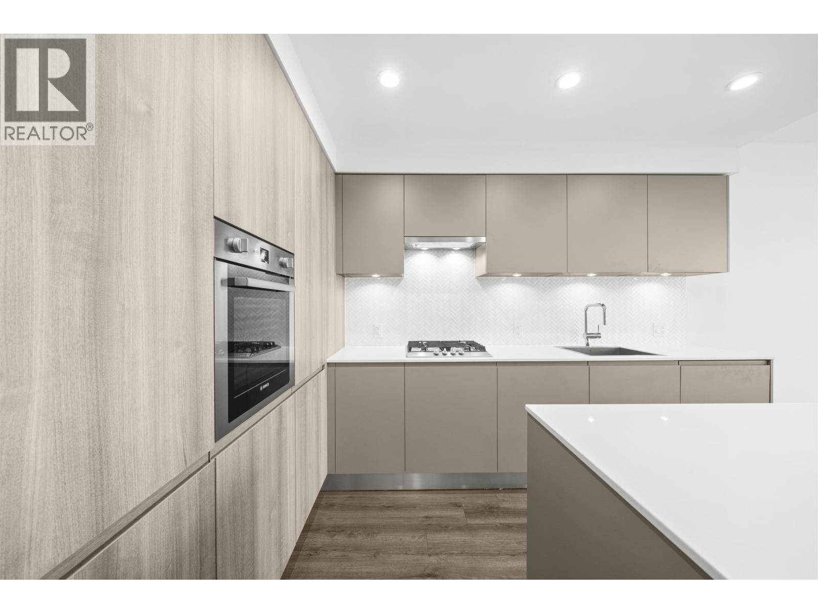 3208 3809 Evergreen Place, Burnaby, British Columbia  V3J 0M1 - Photo 9 - R3064015