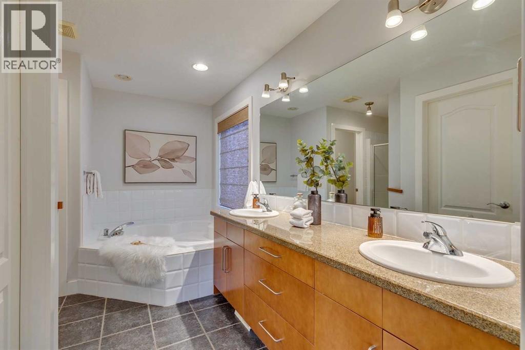 4036 Garrison Boulevard Sw, Calgary, Alberta  T2T 6J6 - Photo 25 - A2266209