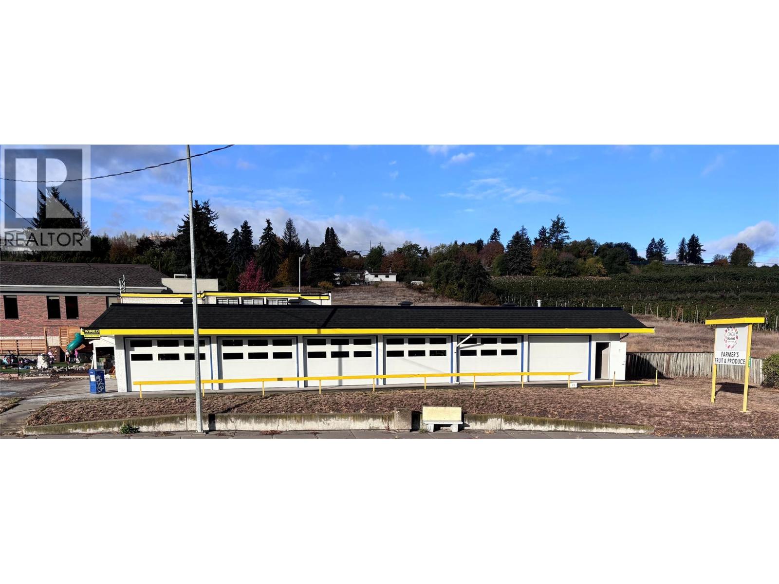 9918 Highway 97 Highway Lake Country Photo 2 9918 Highway 97 Highway Lake Country Photo 2