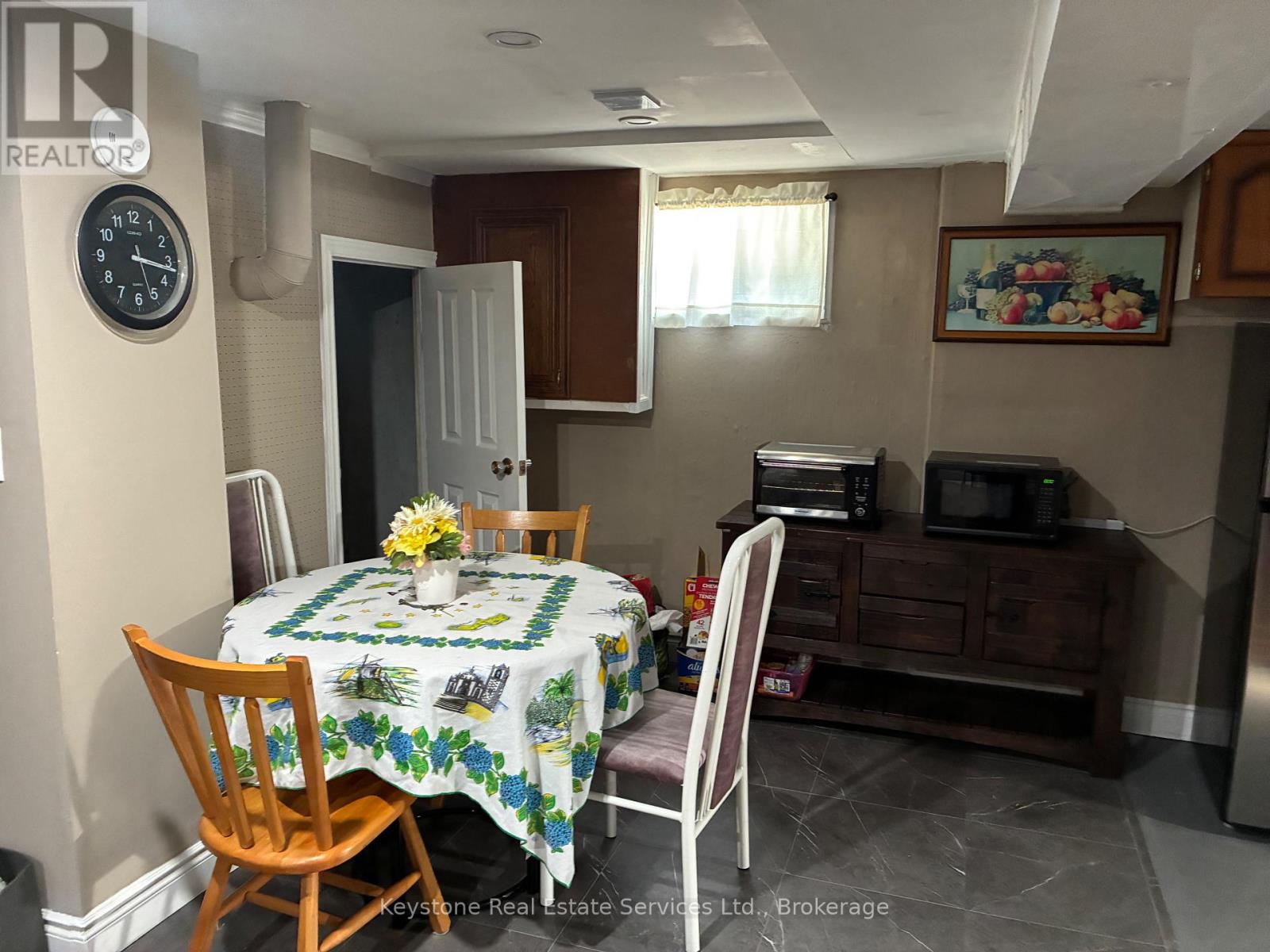 Lower Level - 426 Seabourne Drive S, Oakville, Ontario  L6L 4G2 - Photo 5 - W12474711