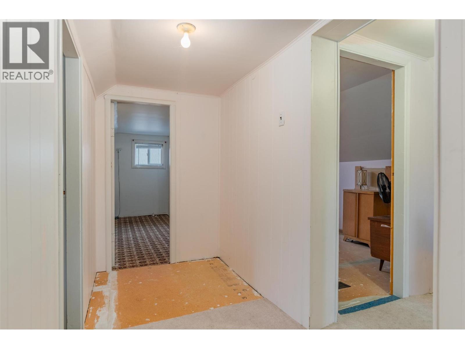 720 11th Avenue, Montrose, British Columbia  V0G 1P0 - Photo 24 - 10367429