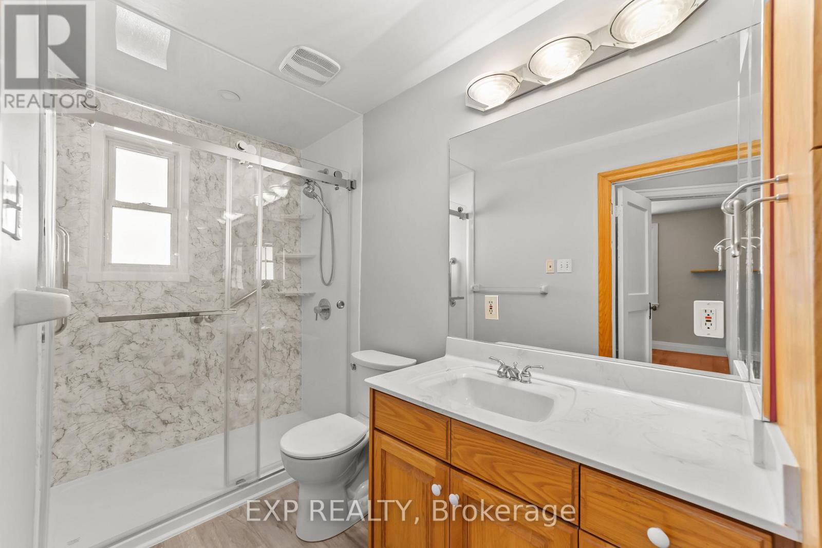 29 Tennyson Street, London East, Ontario  N5Z 2K6 - Photo 10 - X12504980