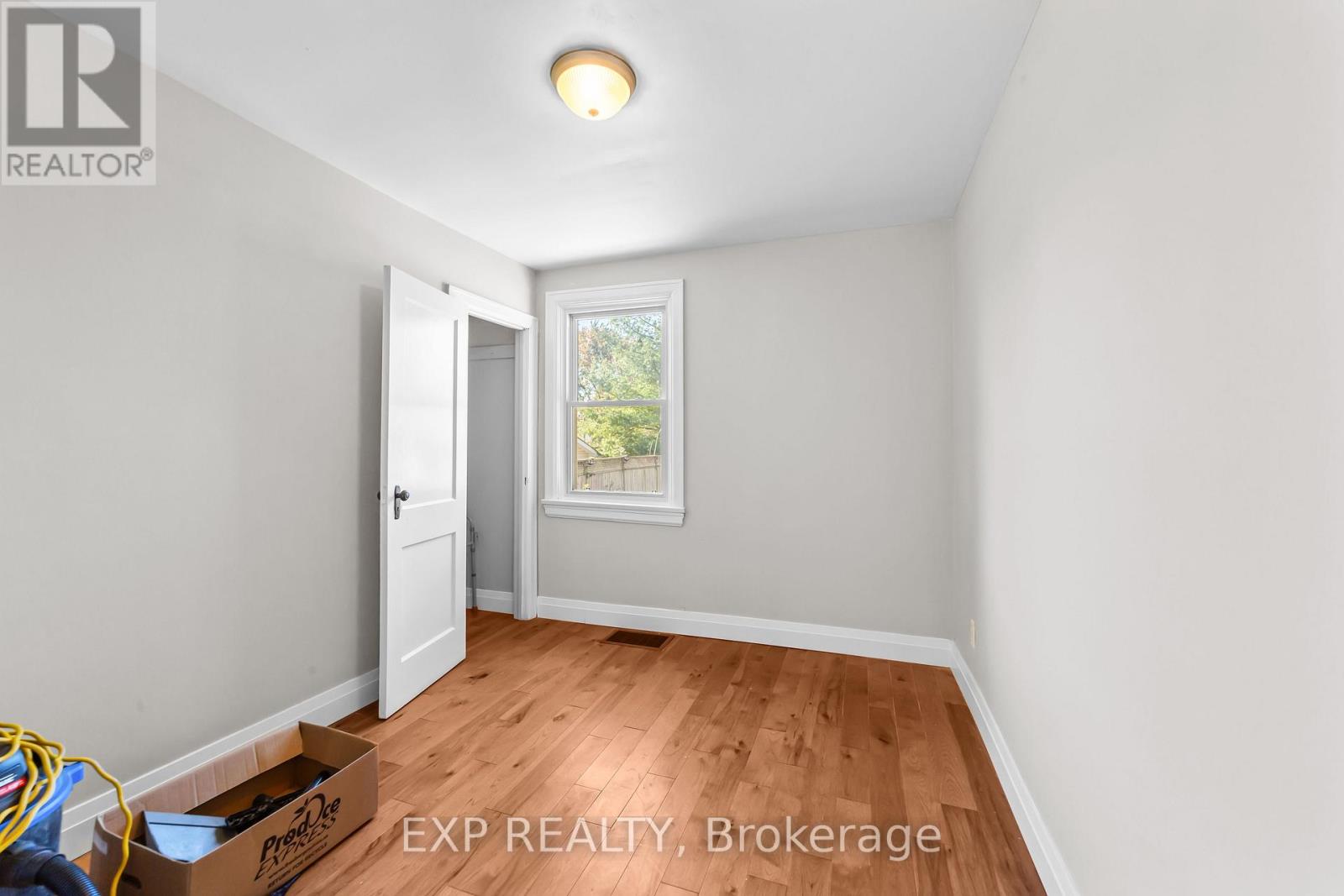 29 Tennyson Street, London East, Ontario  N5Z 2K6 - Photo 12 - X12504980