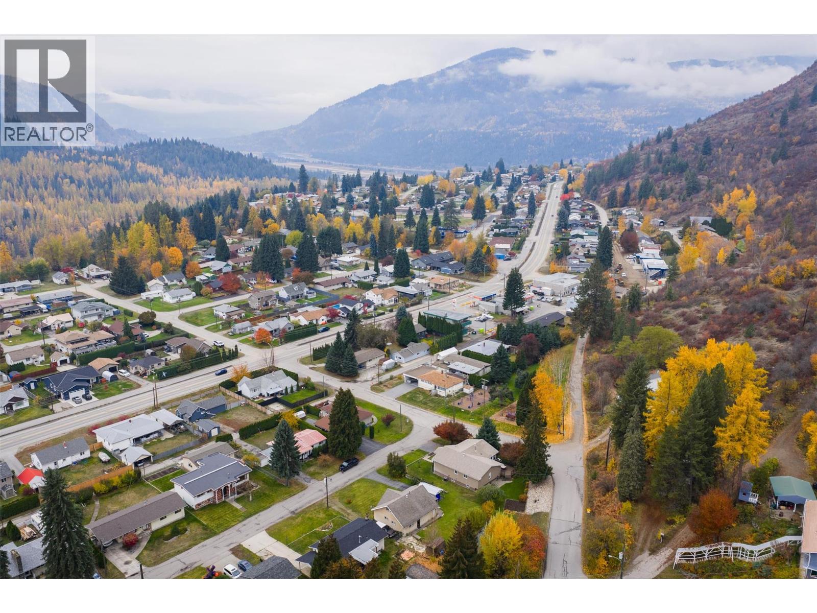 720 11th Avenue, Montrose, British Columbia  V0G 1P0 - Photo 42 - 10367429