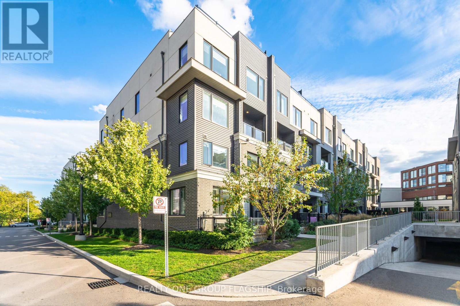 27 - 3476 Widdicombe Way W, Mississauga, Ontario  L5L 0B8 - Photo 2 - W12455810