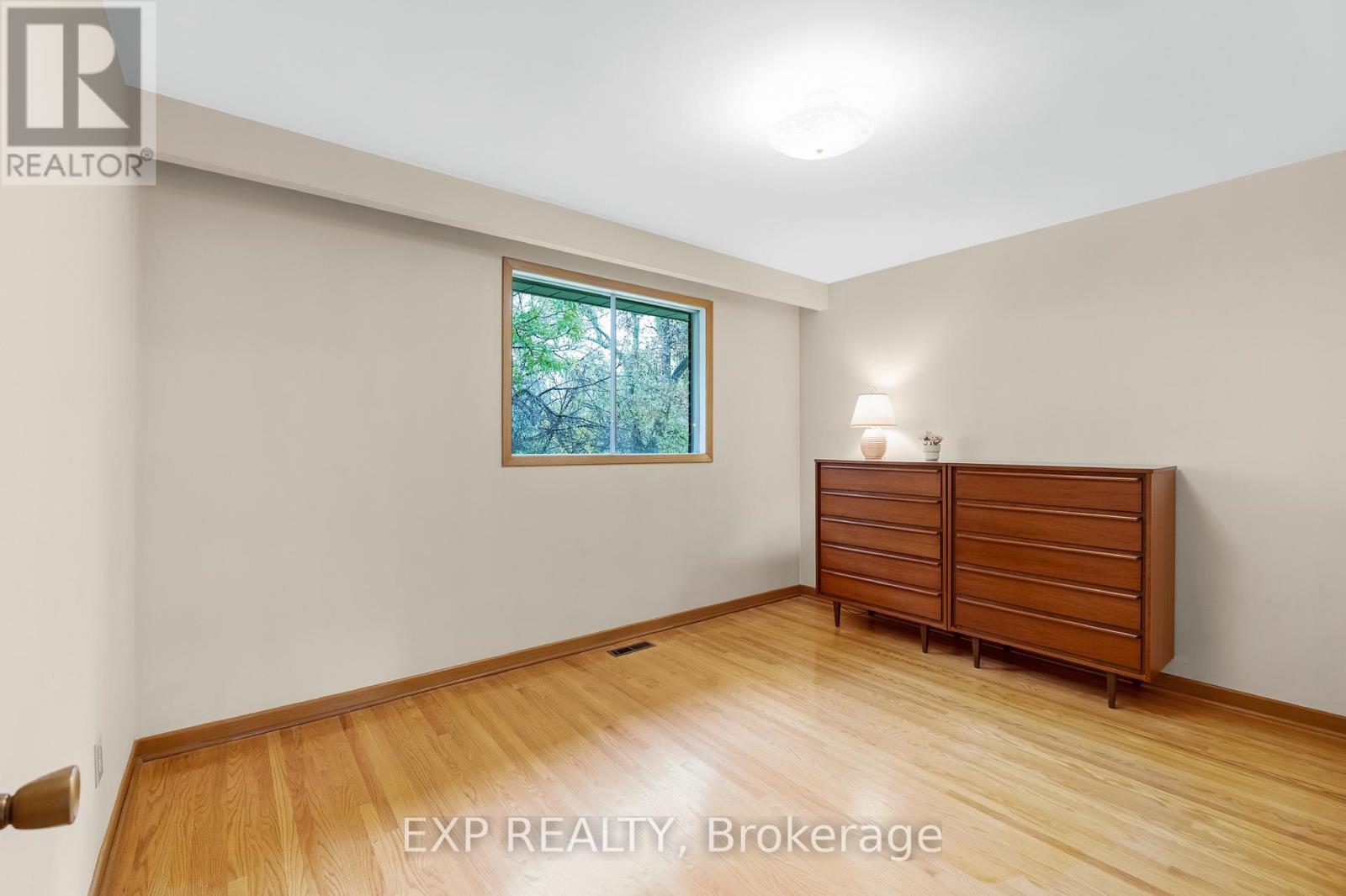 28 Aviemore Drive, Toronto, Ontario  M9L 2L5 - Photo 22 - W12496228