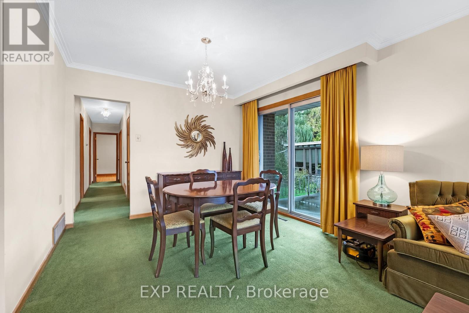 28 Aviemore Drive, Toronto, Ontario  M9L 2L5 - Photo 9 - W12496228