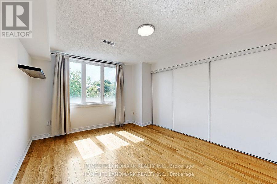 19 English Garden Way, Toronto, Ontario  M2M 4M4 - Photo 21 - C12411005