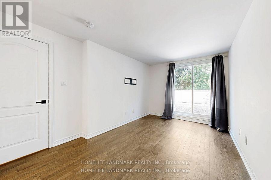 19 English Garden Way, Toronto, Ontario  M2M 4M4 - Photo 16 - C12411005