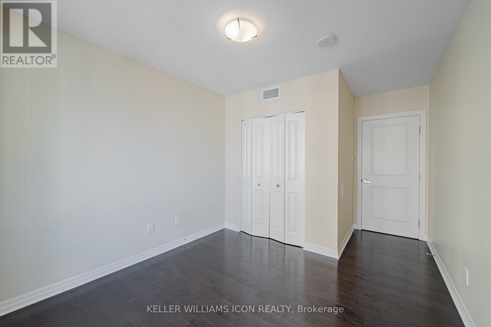 2209 - 195 Besserer Street, Ottawa, Ontario  K1N 0B6 - Photo 9 - X12505078