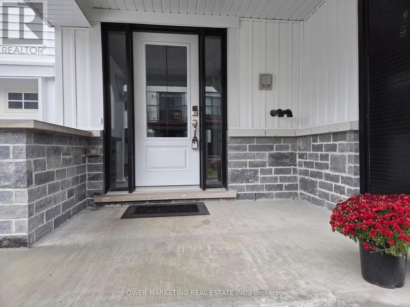 903 Nova Private, Ottawa, Ontario  K2J 7B3 - Photo 2 - X12505142