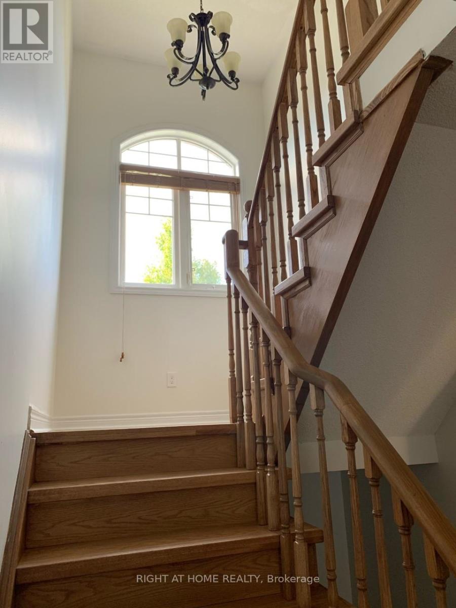 3083 Highbourne Crescent, Oakville, Ontario  L6M 5H1 - Photo 10 - W12504930