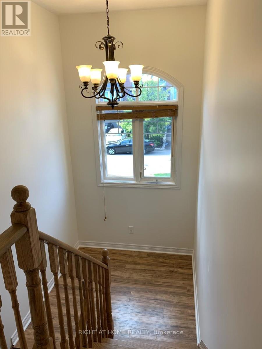 3083 Highbourne Crescent, Oakville, Ontario  L6M 5H1 - Photo 11 - W12504930