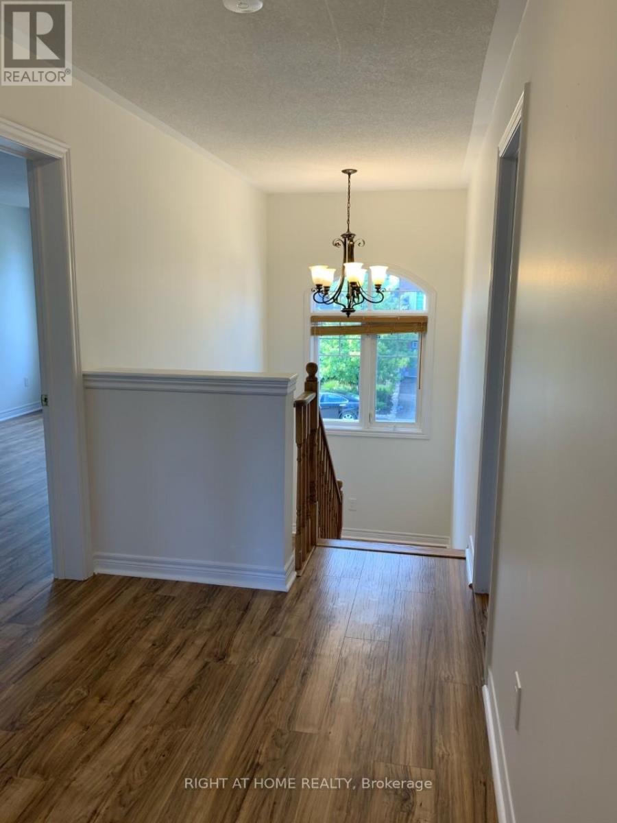 3083 Highbourne Crescent, Oakville, Ontario  L6M 5H1 - Photo 12 - W12504930