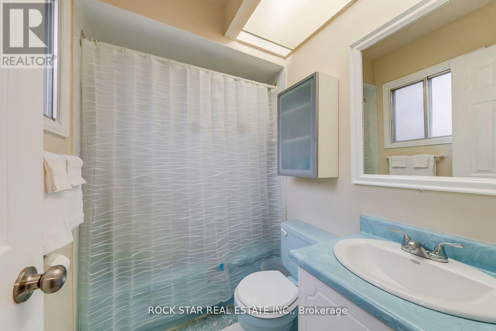 14 Cairnmore Court, Brampton, Ontario  L6Z 1T6 - Photo 21 - W12504934