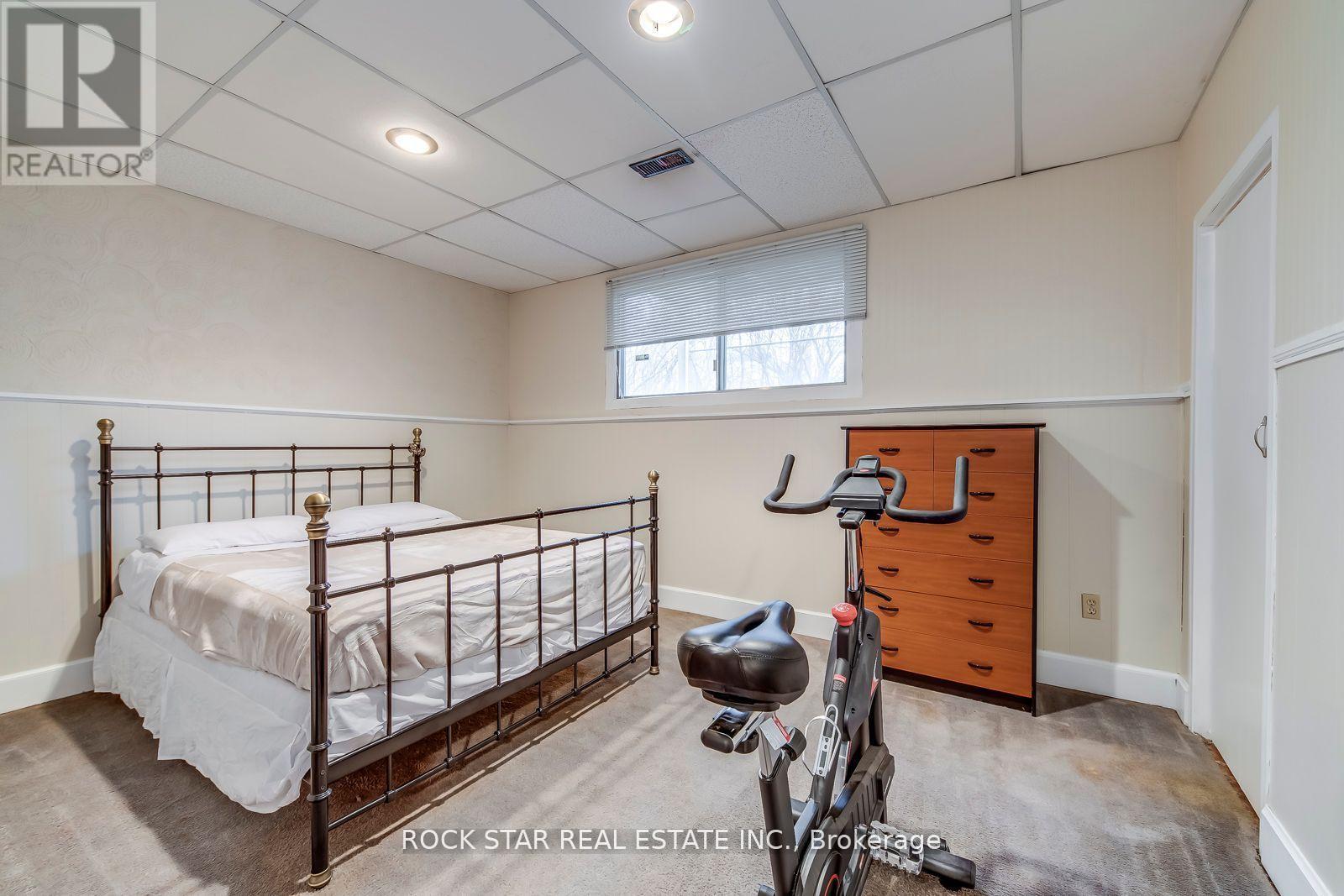 14 Cairnmore Court, Brampton, Ontario  L6Z 1T6 - Photo 30 - W12504934