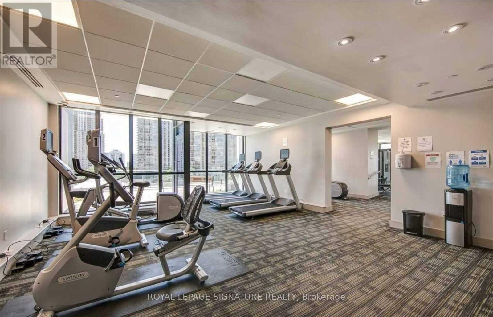 403 - 75 Eglinton Avenue W, Mississauga, Ontario  L5R 0E5 - Photo 15 - W12504938