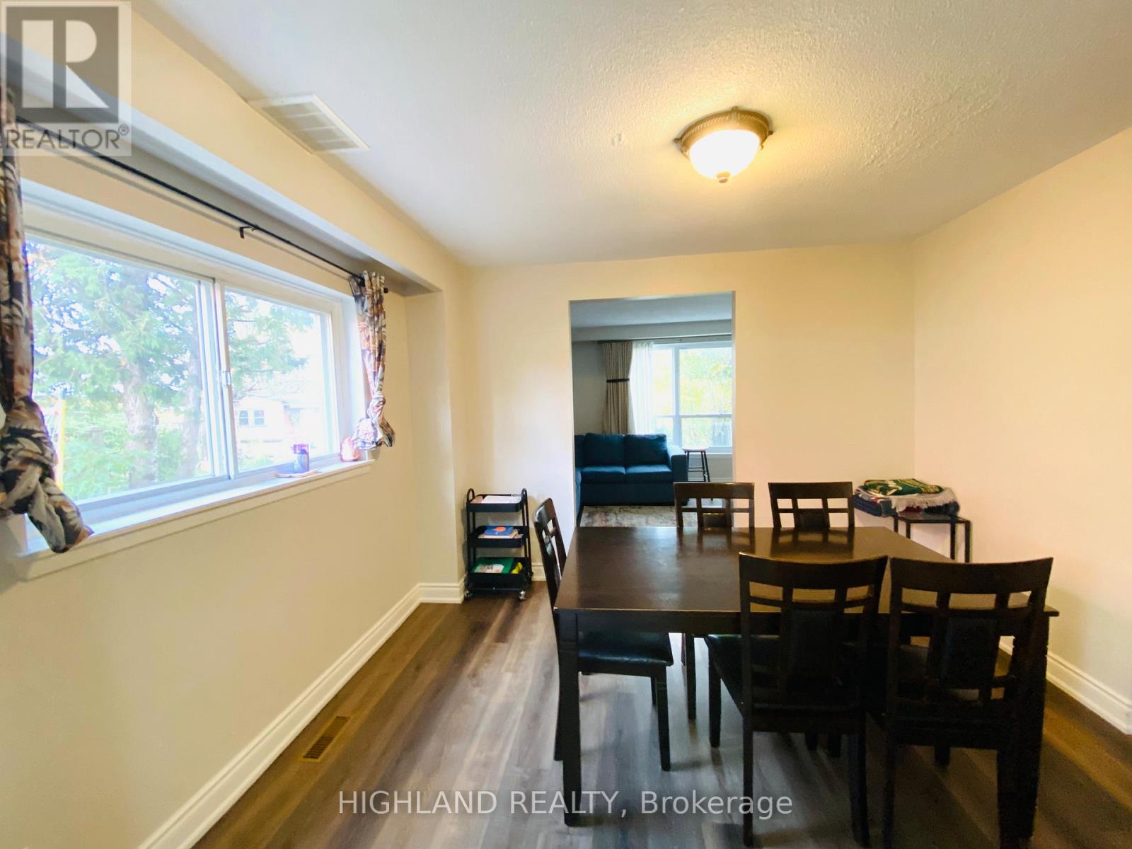 #upper - 626 Abana Road, Mississauga, Ontario  L5A 1H4 - Photo 7 - W12504948