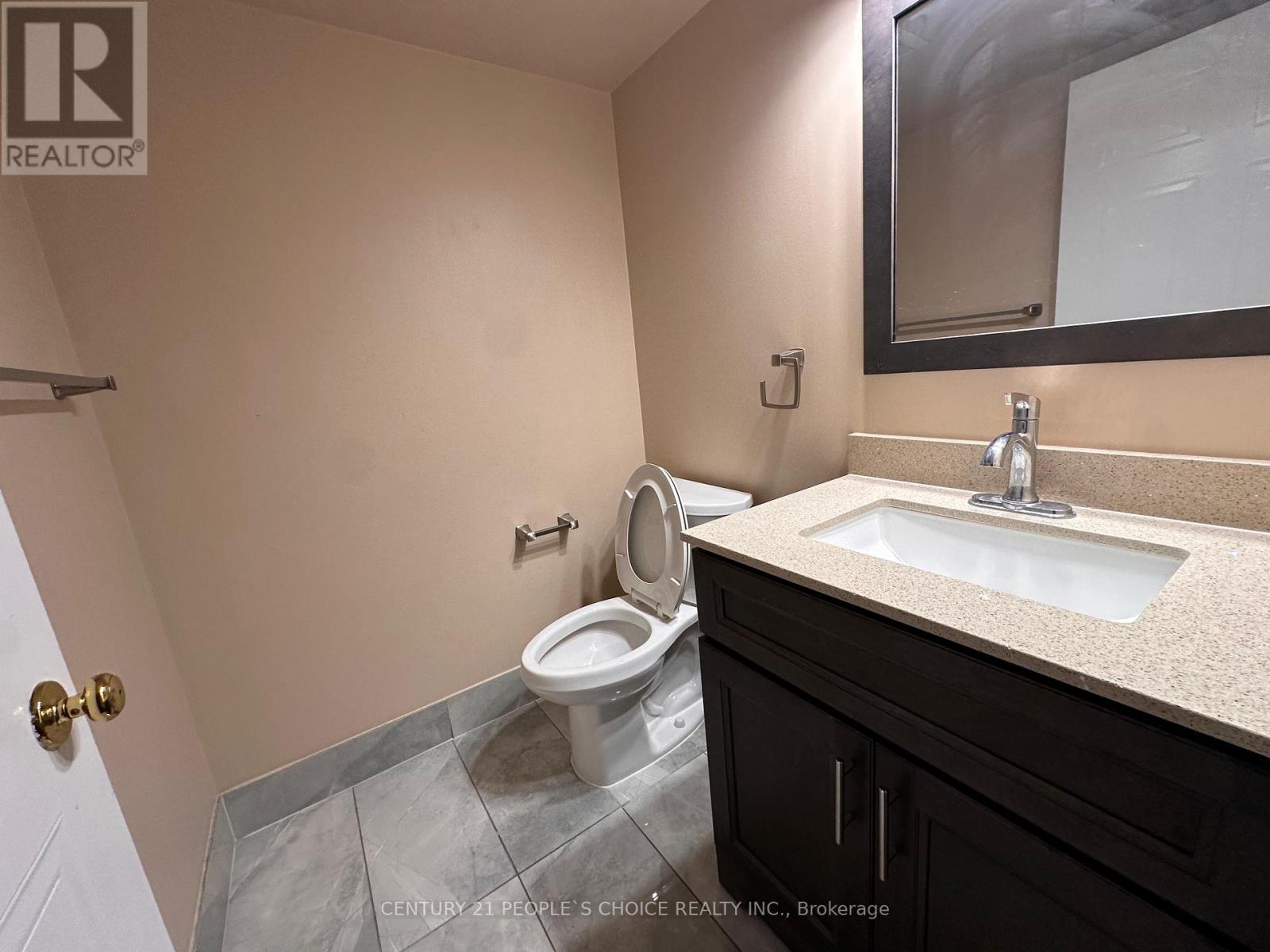 710 - 135 Hillcrest Avenue, Mississauga, Ontario  L5B 4B1 - Photo 13 - W12447772