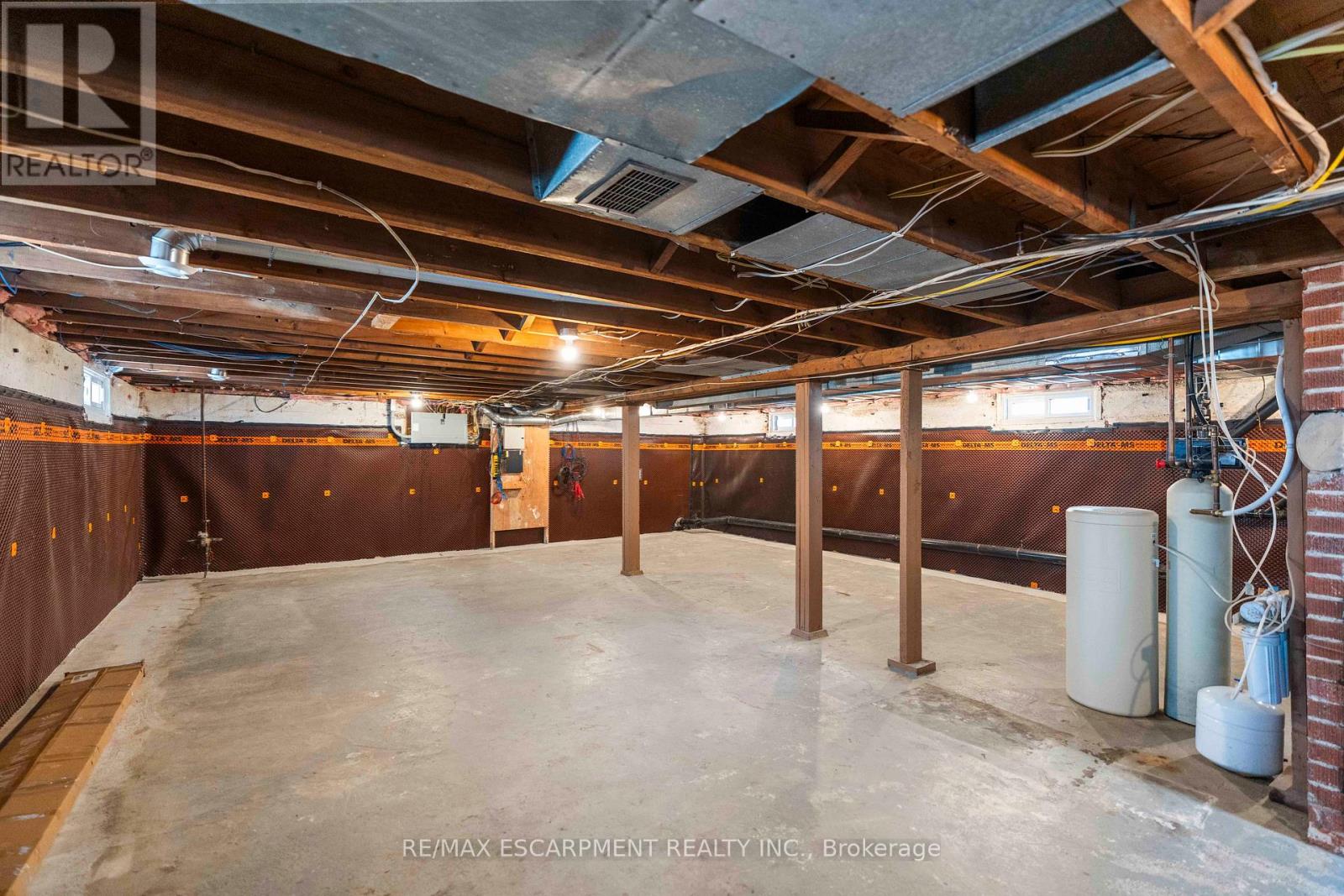 17 Davis Street W, Norfolk, Ontario  N3Y 2R2 - Photo 26 - X12346536