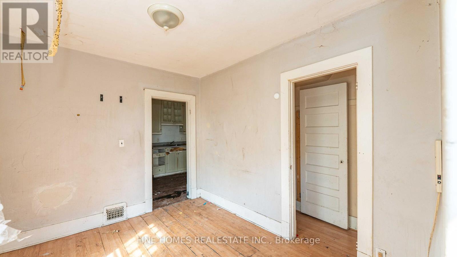 175 Stewart Street, Peterborough, Ontario  K9J 3M4 - Photo 12 - X12392489