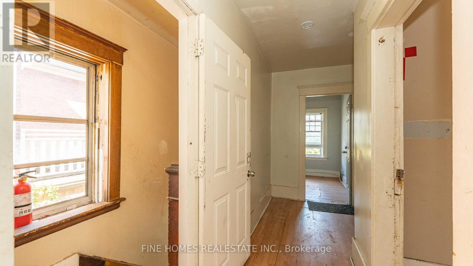 175 Stewart Street, Peterborough, Ontario  K9J 3M4 - Photo 6 - X12392489