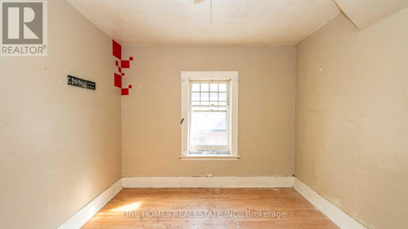175 Stewart Street, Peterborough, Ontario  K9J 3M4 - Photo 4 - X12392489