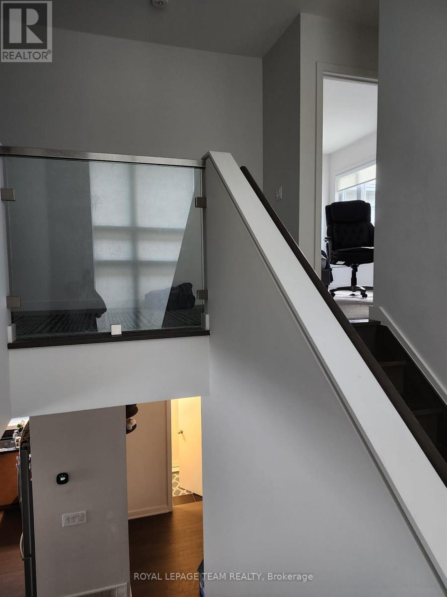 532 Tenor Ridge, Ottawa, Ontario  K4M 0P9 - Photo 11 - X12503316