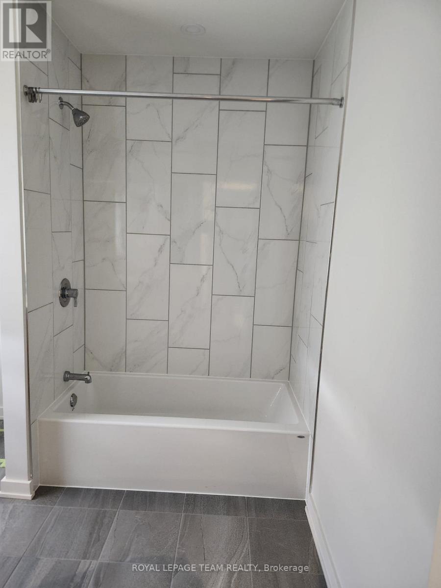 532 Tenor Ridge, Ottawa, Ontario  K4M 0P9 - Photo 24 - X12503316