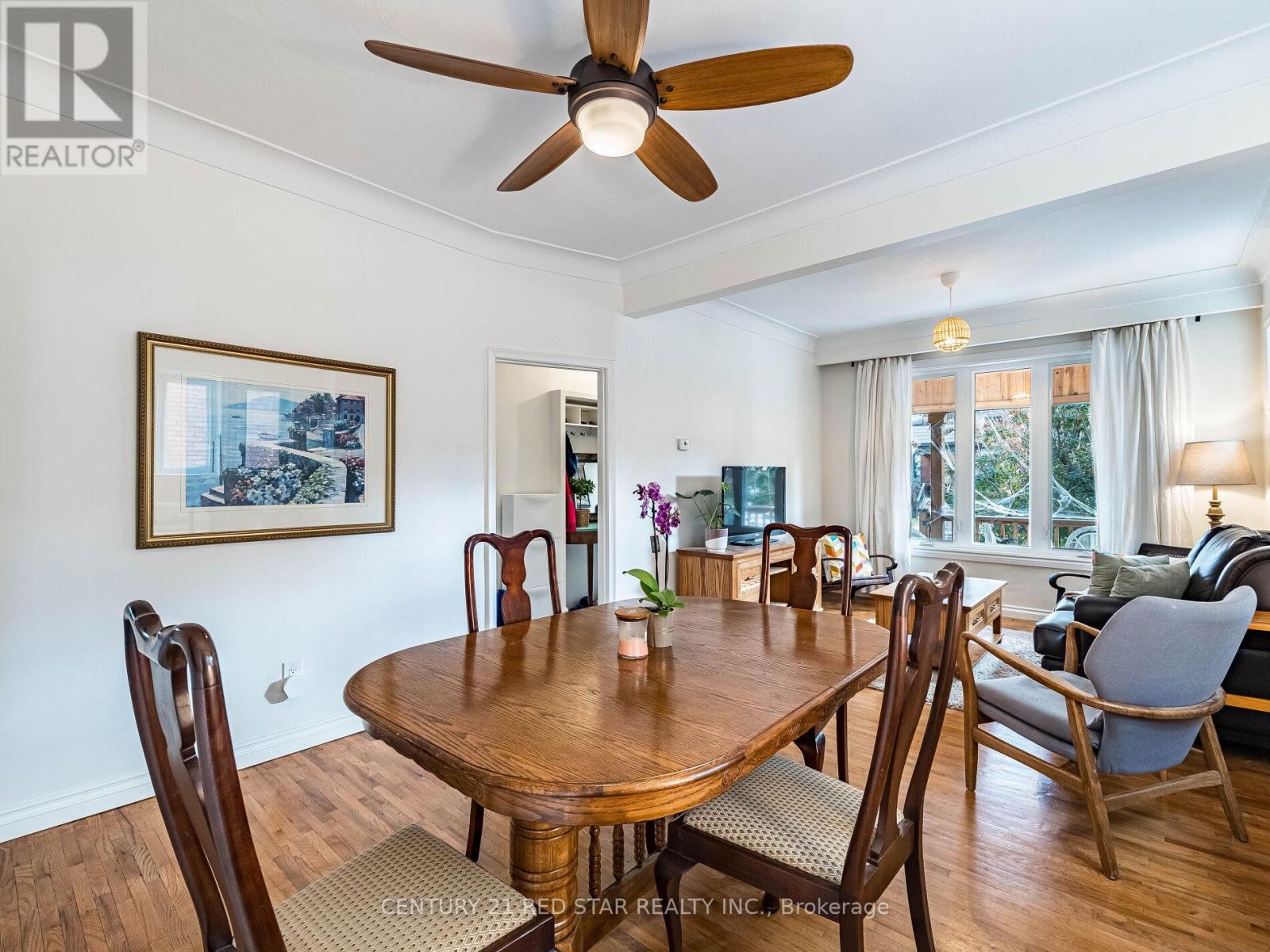 458 Dundurn Street S, Hamilton, Ontario  L8P 4L9 - Photo 9 - X12504924