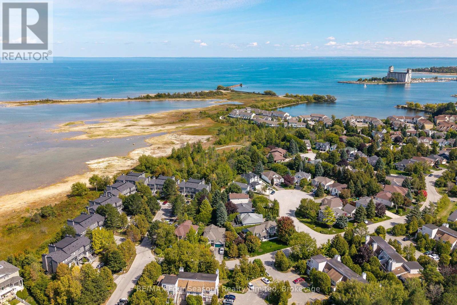 17 - 44 Trott Boulevard, Collingwood, Ontario  L9Y 5B7 - Photo 4 - S12505154