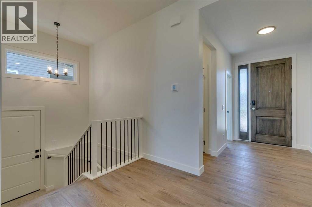 56 Dawson Wharf Mount, Chestermere, Alberta  T1X 2X5 - Photo 5 - A2264717