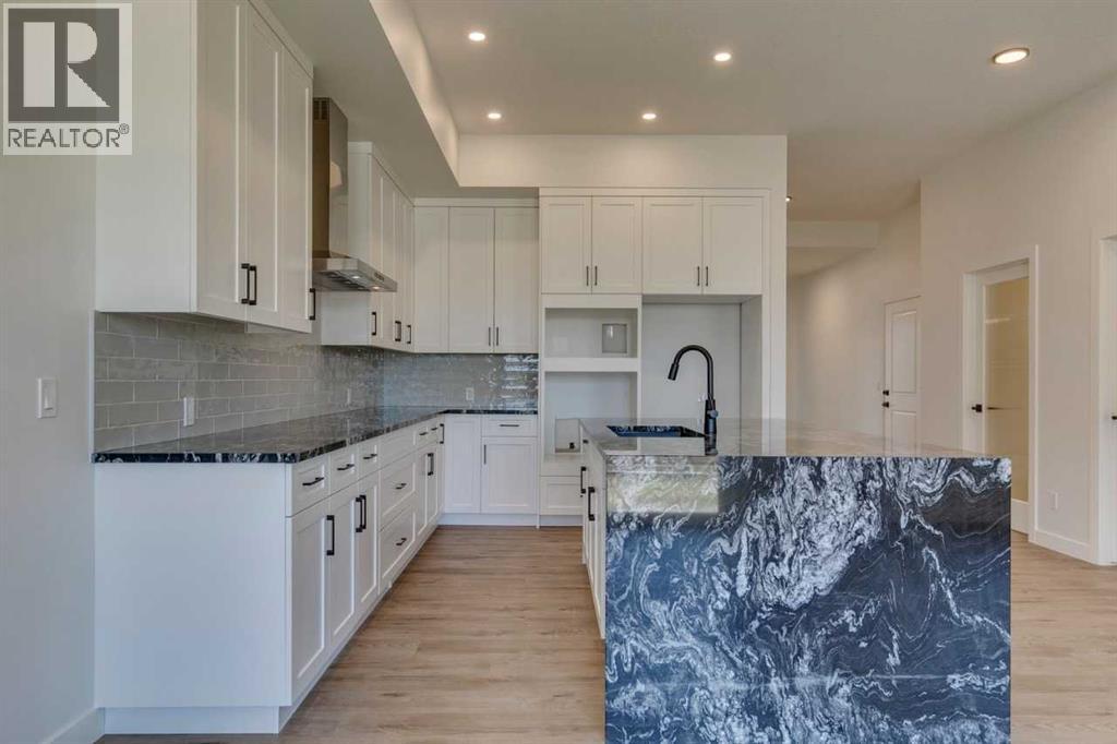 56 Dawson Wharf Mount, Chestermere, Alberta  T1X 2X5 - Photo 13 - A2264717