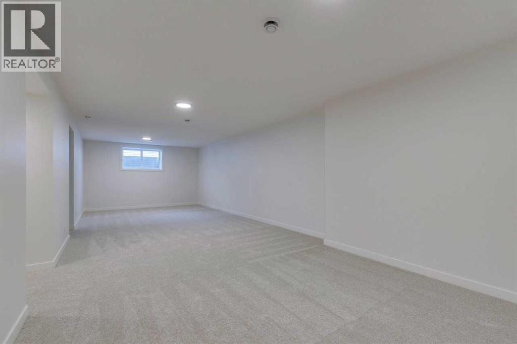 56 Dawson Wharf Mount, Chestermere, Alberta  T1X 2X5 - Photo 35 - A2264717