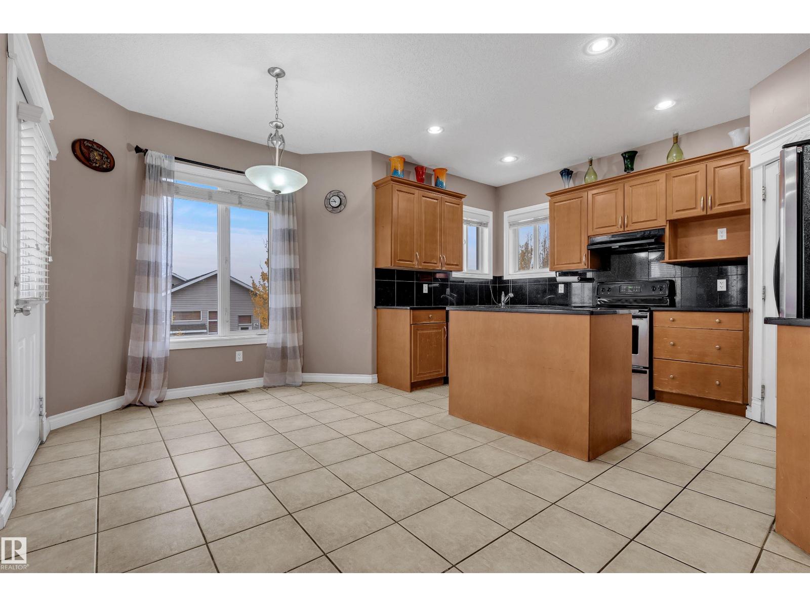 15535 48 St Nw, Edmonton, Alberta  T5Y 0B5 - Photo 19 - E4464080