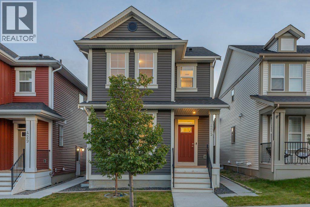 425 South Point Glen Sw, Airdrie, Alberta  T4B 4L1 - Photo 2 - A2259938