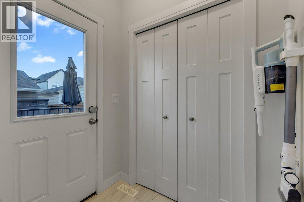 425 South Point Glen Sw, Airdrie, Alberta  T4B 4L1 - Photo 14 - A2259938