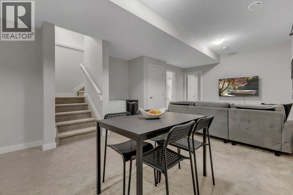 425 South Point Glen Sw, Airdrie, Alberta  T4B 4L1 - Photo 30 - A2259938