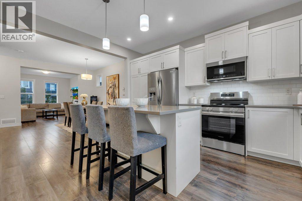 425 South Point Glen Sw, Airdrie, Alberta  T4B 4L1 - Photo 11 - A2259938