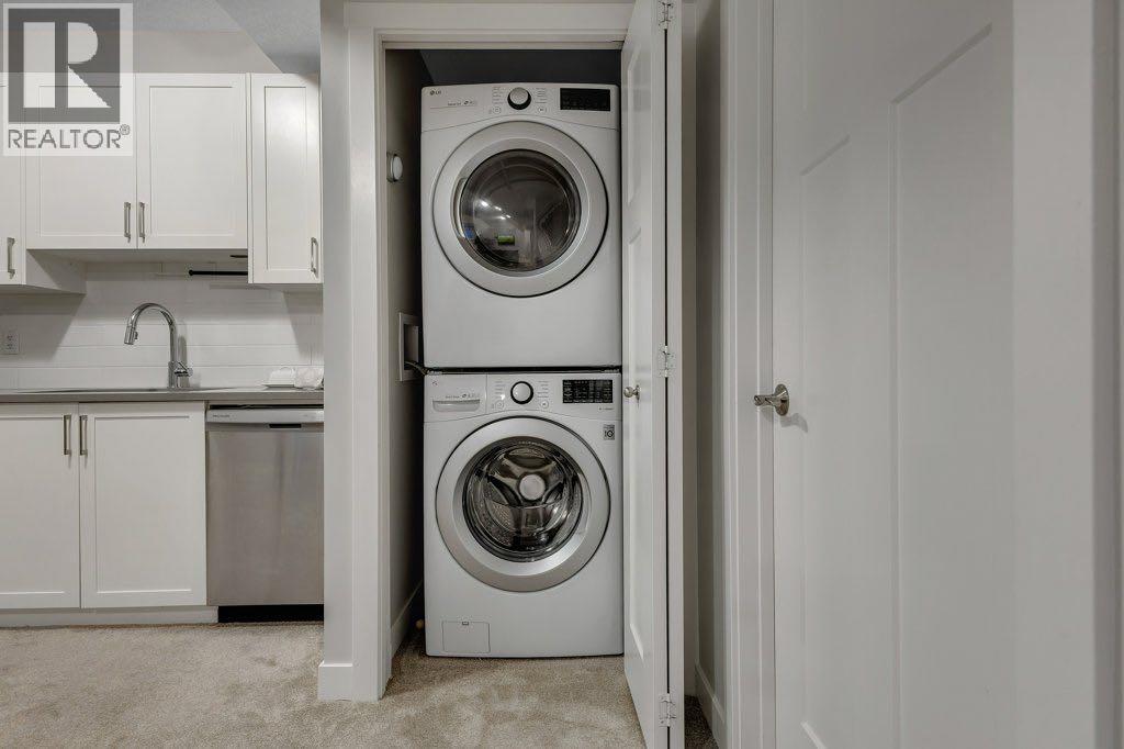 425 South Point Glen Sw, Airdrie, Alberta  T4B 4L1 - Photo 29 - A2259938