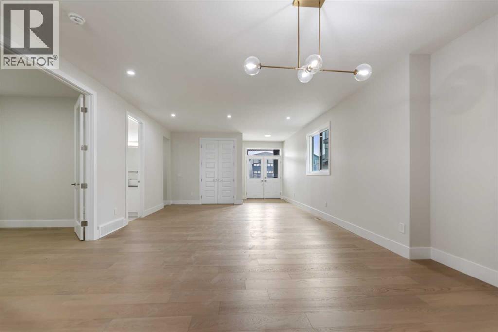 288 Savanna Drive Ne, Calgary, Alberta  T3J 5T3 - Photo 4 - A2267441