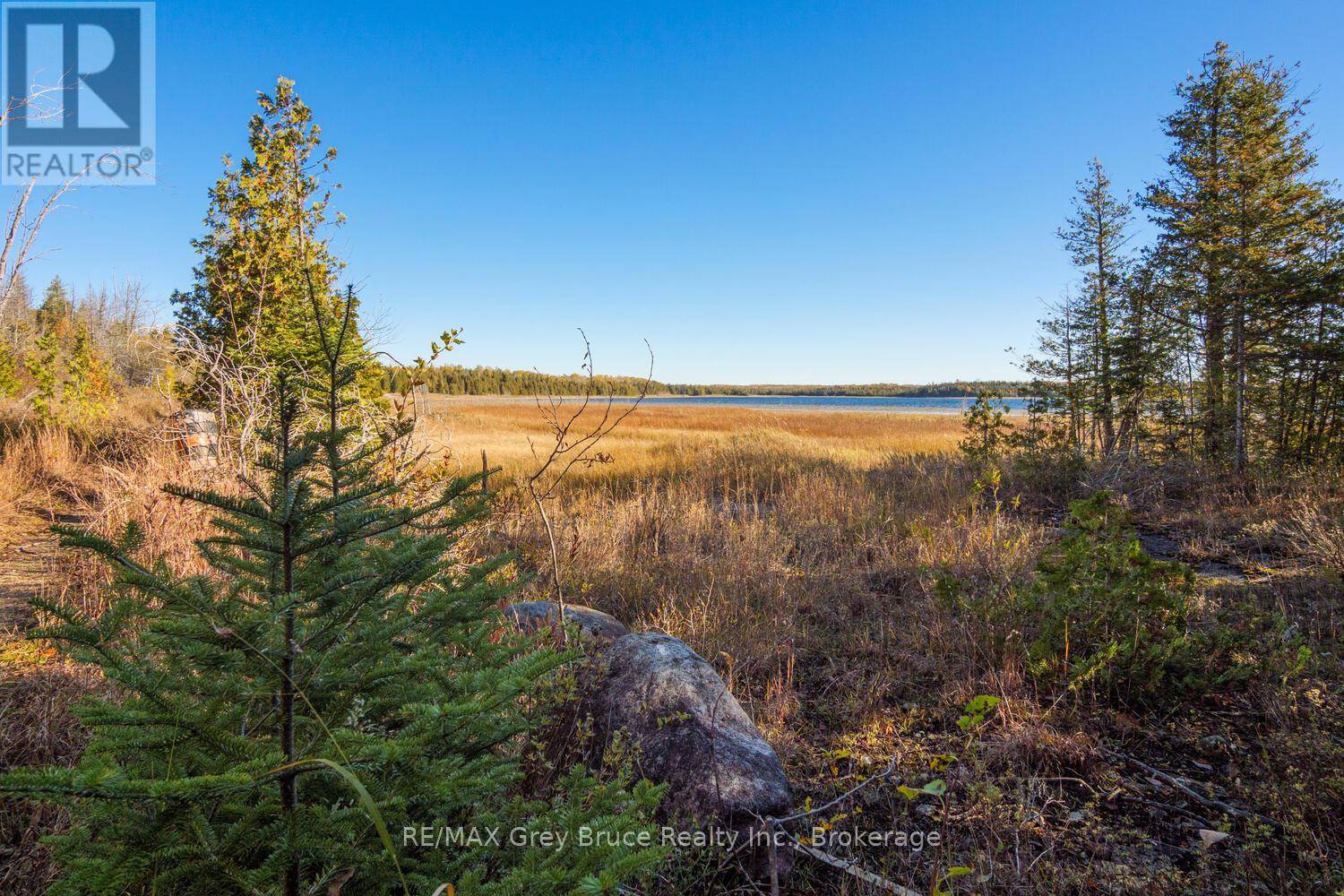 153 Mcdonough Lane, Northern Bruce Peninsula, Ontario  N0H 1Z0 - Photo 8 - X12504974