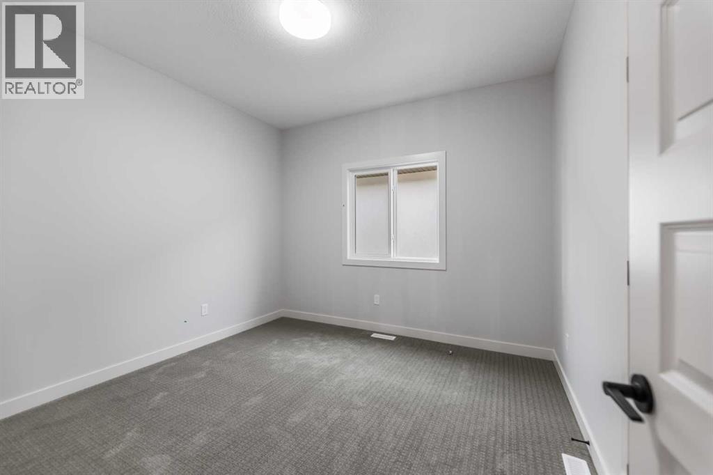 284 Savanna Drive Ne, Calgary, Alberta  T3J 5T3 - Photo 35 - A2267443