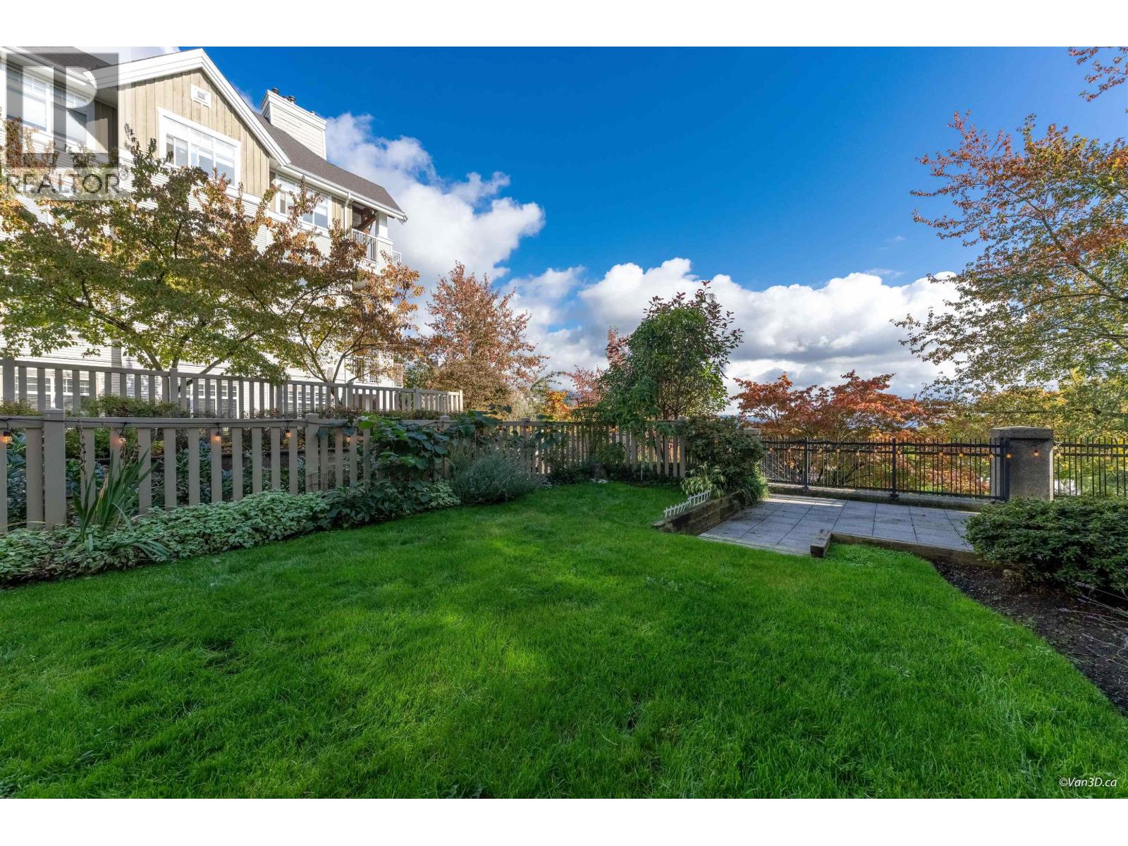 111 1432 Parkway Boulevard, Coquitlam, British Columbia  V3E 3L9 - Photo 35 - R3059998