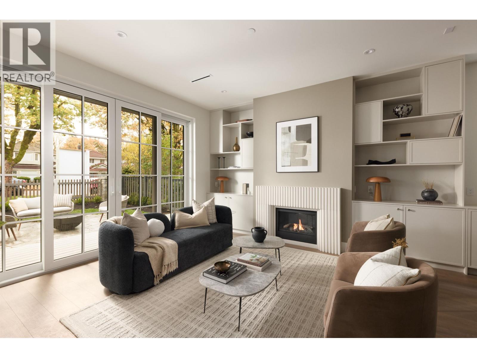 1 15 W 20th Avenue, Vancouver, British Columbia  V5Y 2C2 - Photo 3 - R3064014