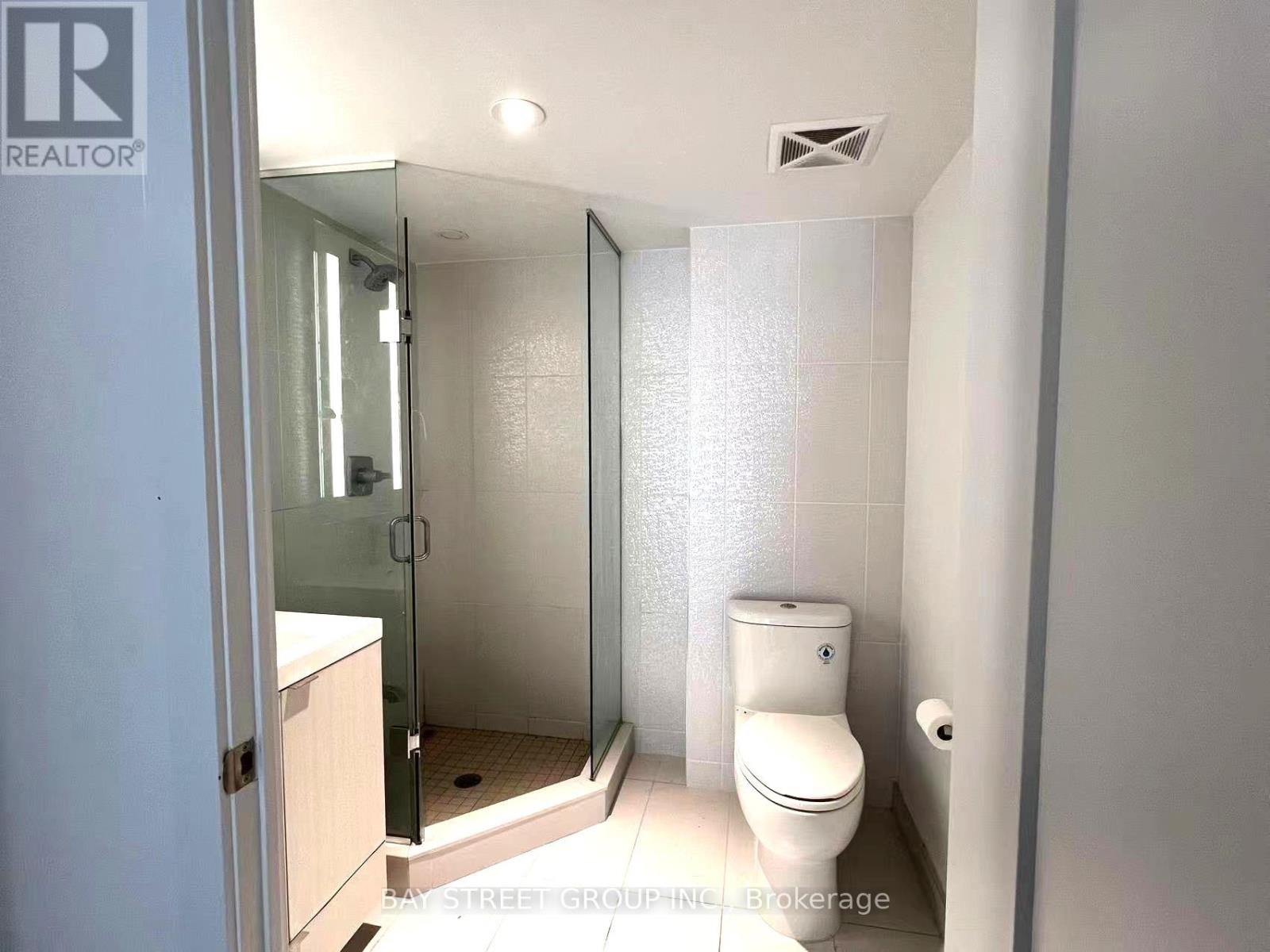 822 - 585 Bloor Street, Toronto, Ontario  M4W 0B3 - Photo 4 - C12462542