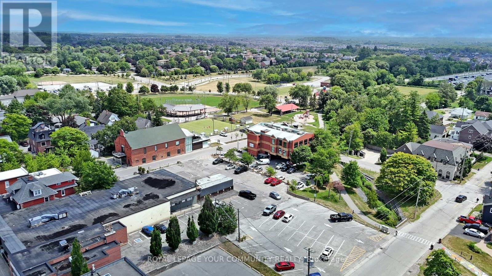 42 Somerville Street, Whitchurch-Stouffville, Ontario  L4A 1G6 - Photo 47 - N12437375